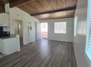 746 Santa Rita Pl, San Diego, CA 92109