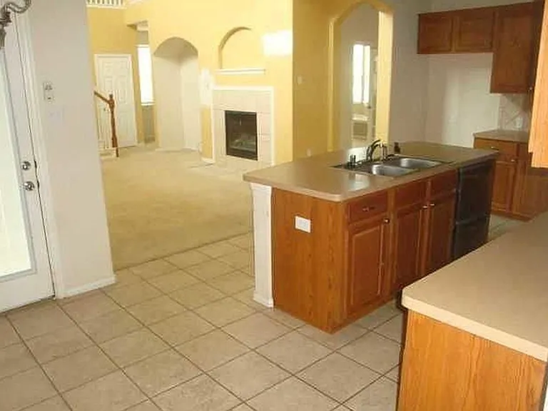 1524 Chestnut Dr — Photo 10