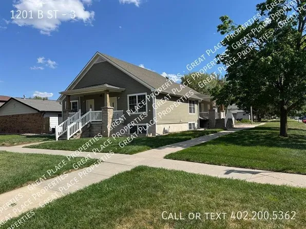 1201 B St APT 3, Lincoln, NE 68502