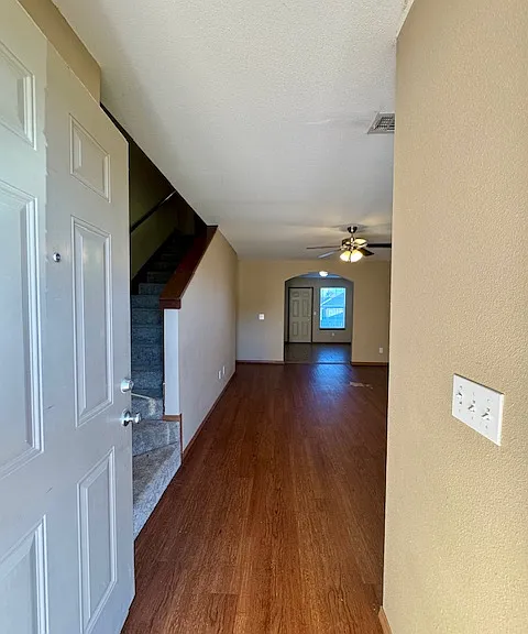 4204 SW Chapelstone Ave #2 — Photo 2