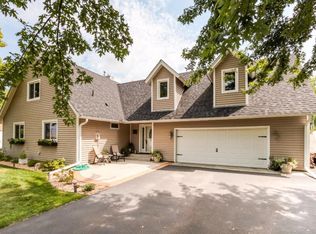 20959 Falcon Ave N, Forest Lake, MN 55025