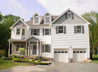 446 Hollow Rd, Skillman, NJ 08558