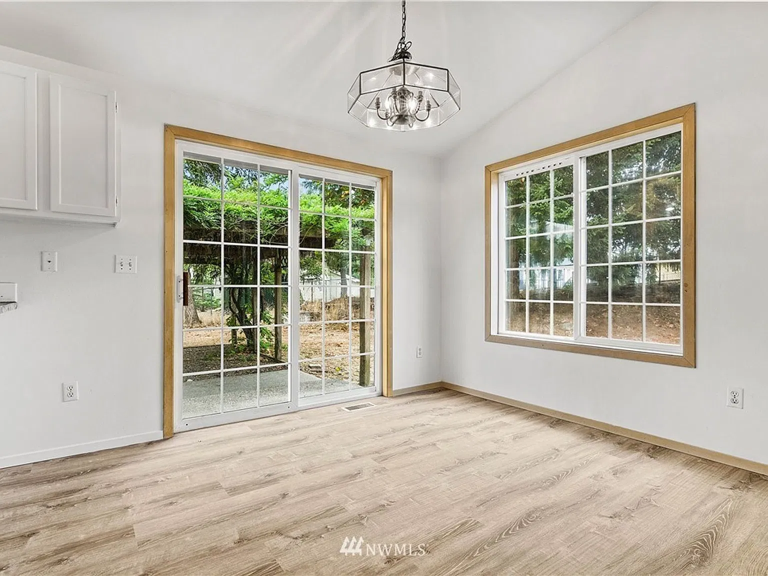24218 & 24220 44th Ave Ct E. — Photo 4