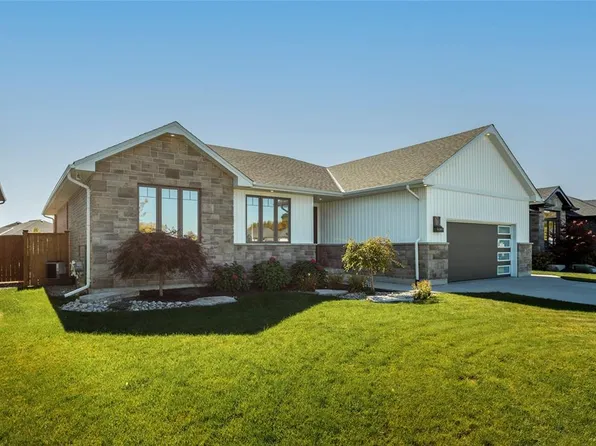 3591 Mia Ln, Plympton Wyoming, ON N0N 1E0