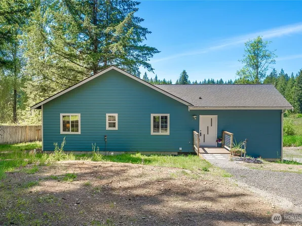 145 Lewis Road W, Seabeck, WA 98380