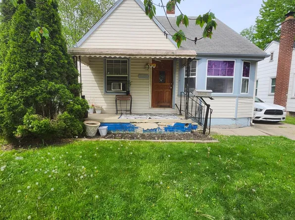 19455 Dalby, Redford, MI 48240