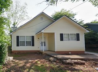 15 Davis St, Newnan, GA 30263