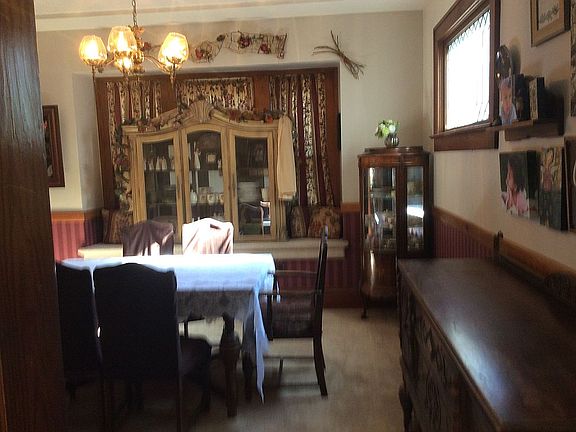 5th image of 670 Highland Ave