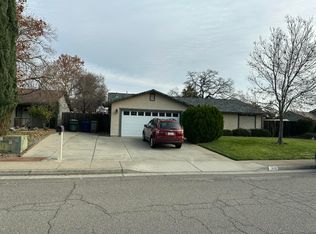 2920 Starlight Blvd, Redding, CA 96001