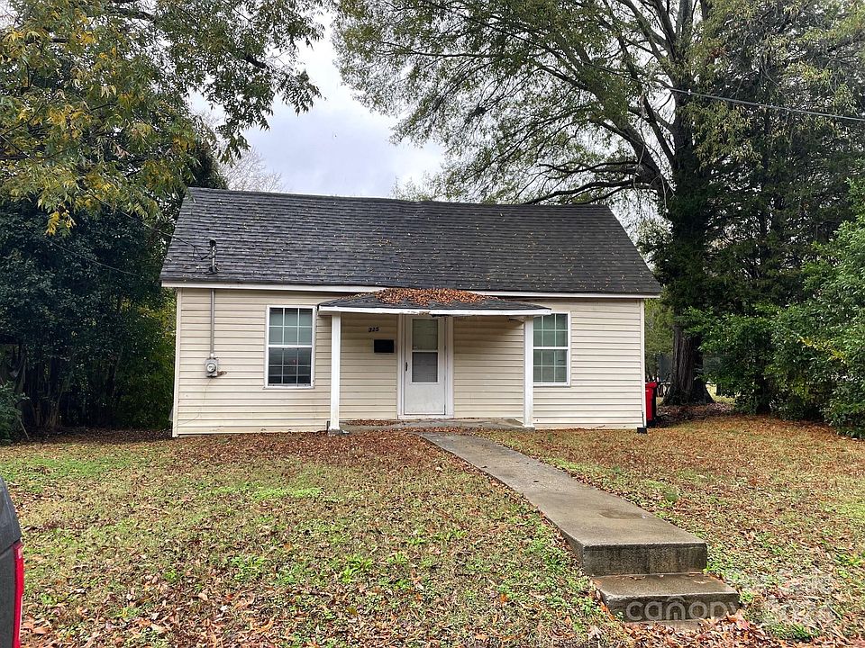 2nd image of 325 Sloan St
