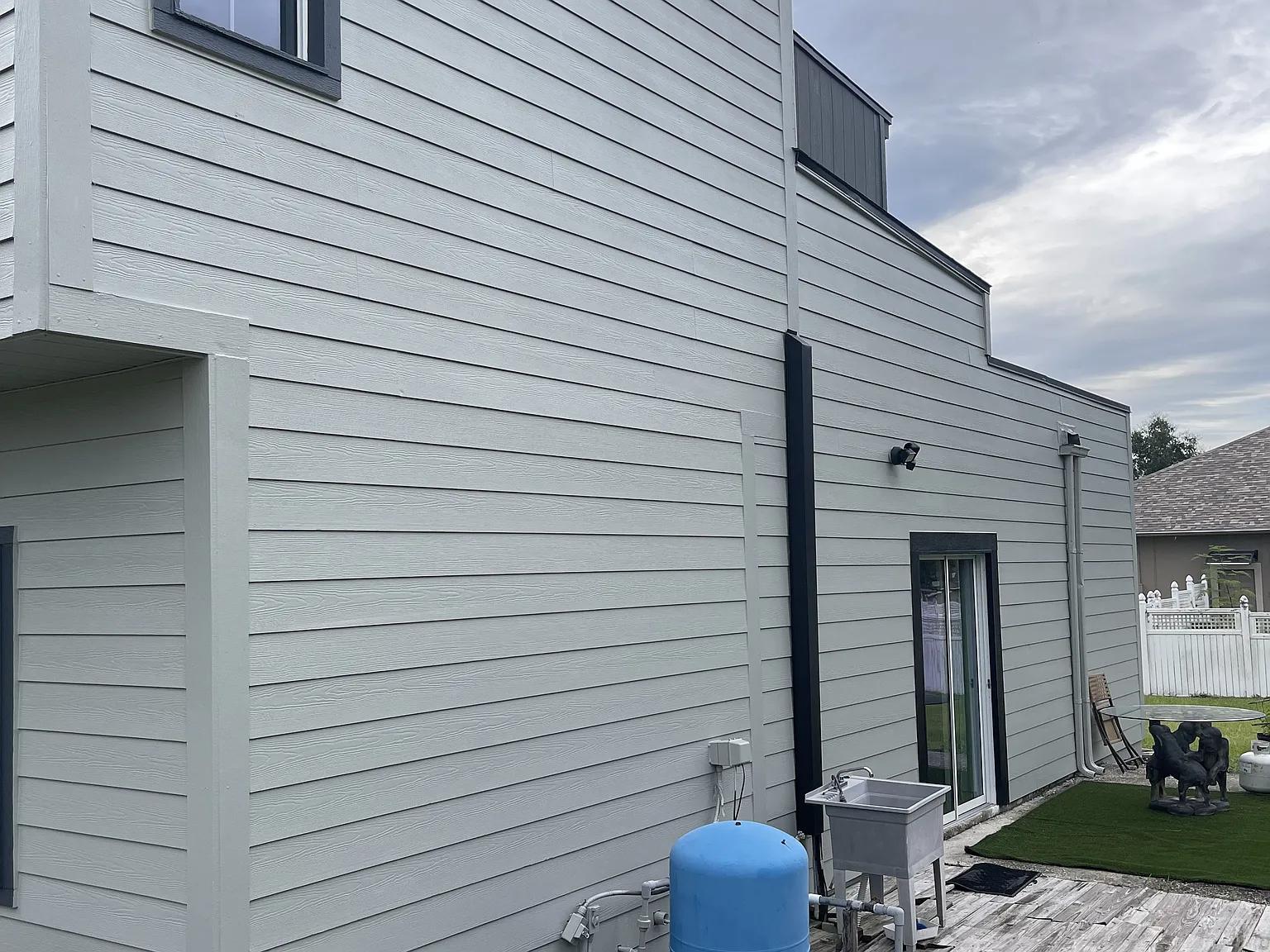 3 bed, 1326 sqft, $2,000 — Photo 3