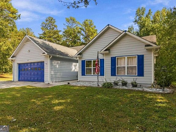3rd image of 1488 Riverbend Ct