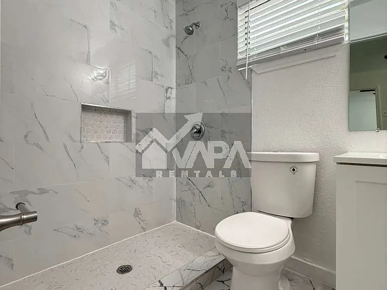 118 Gaskin Dr — Photo 11