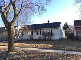 229 W Armour Ave, Milwaukee, WI 53207