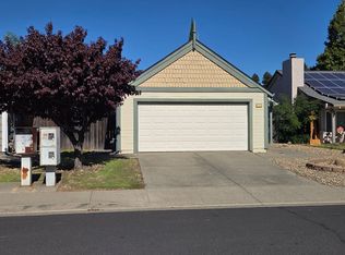 203 Catalpa Ln, Vacaville, CA