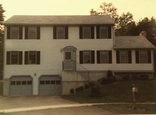 35 Boulder Ridge Rd, Stratford, CT 06497