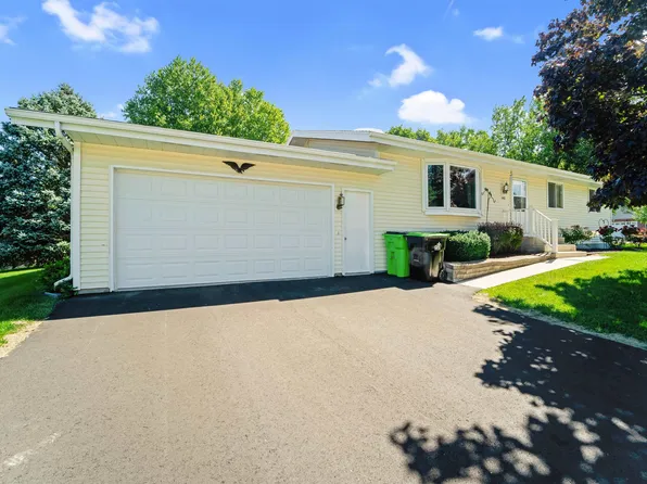 140 Southridge Dr, Kiel, WI 53042