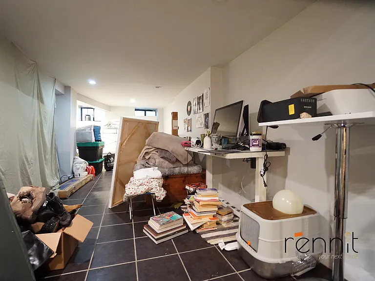 133 Patchen Ave #1R — Photo 15