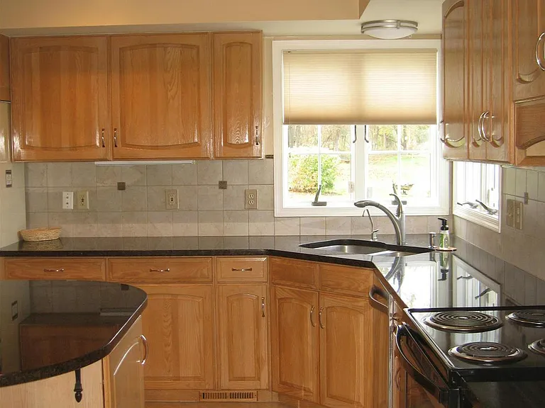 2109 S Childs Rd — Photo 18