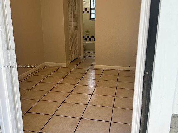 4th image of 3616 Grand Ave #3