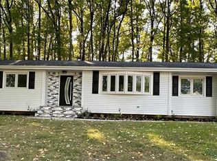 3 Crestmont Ave, Edison, NJ 08820