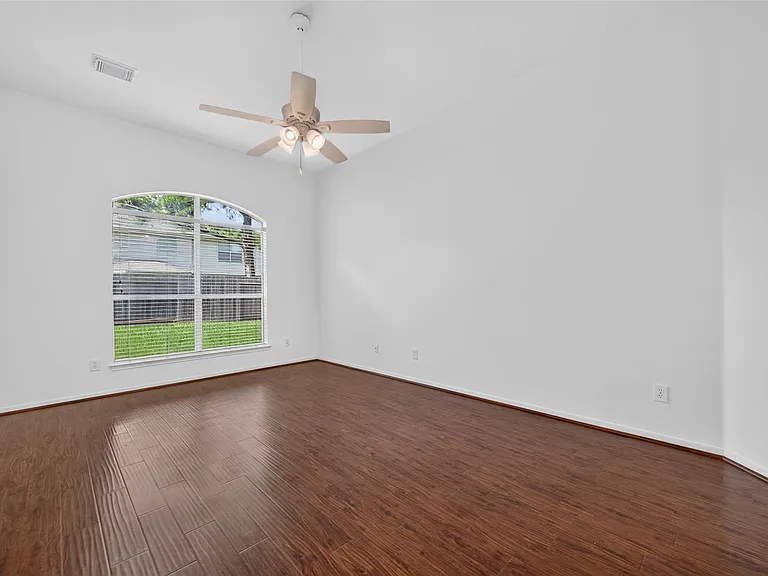 9534 Hanging Moss Trl — Photo 25