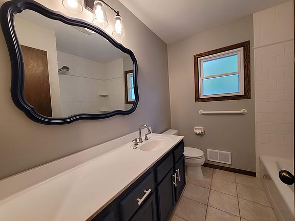 upstairs bathroom