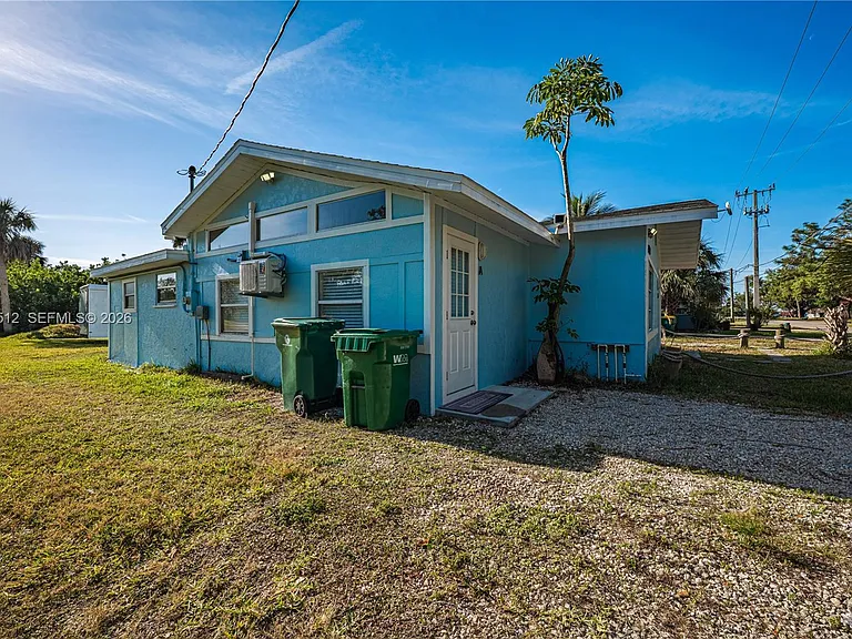 4504 Oakley St #B — Photo 22