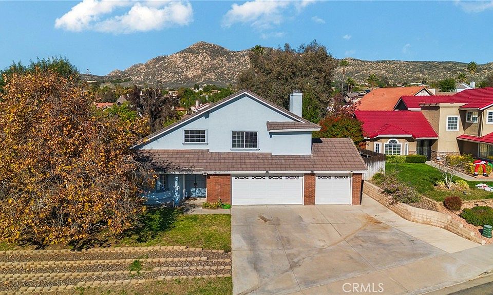 1st image of 25660 Laurelwood Pl