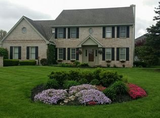 26499 Laurel Ln, Perrysburg, OH 43551