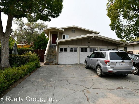 3rd image of 874 S California Ave