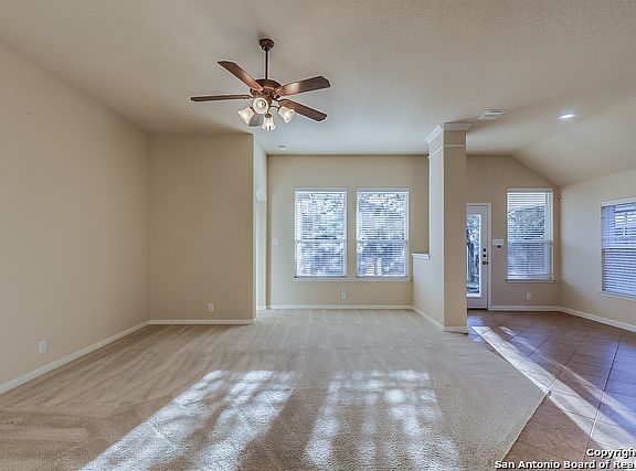 3rd image of 3303 Cameron Cv