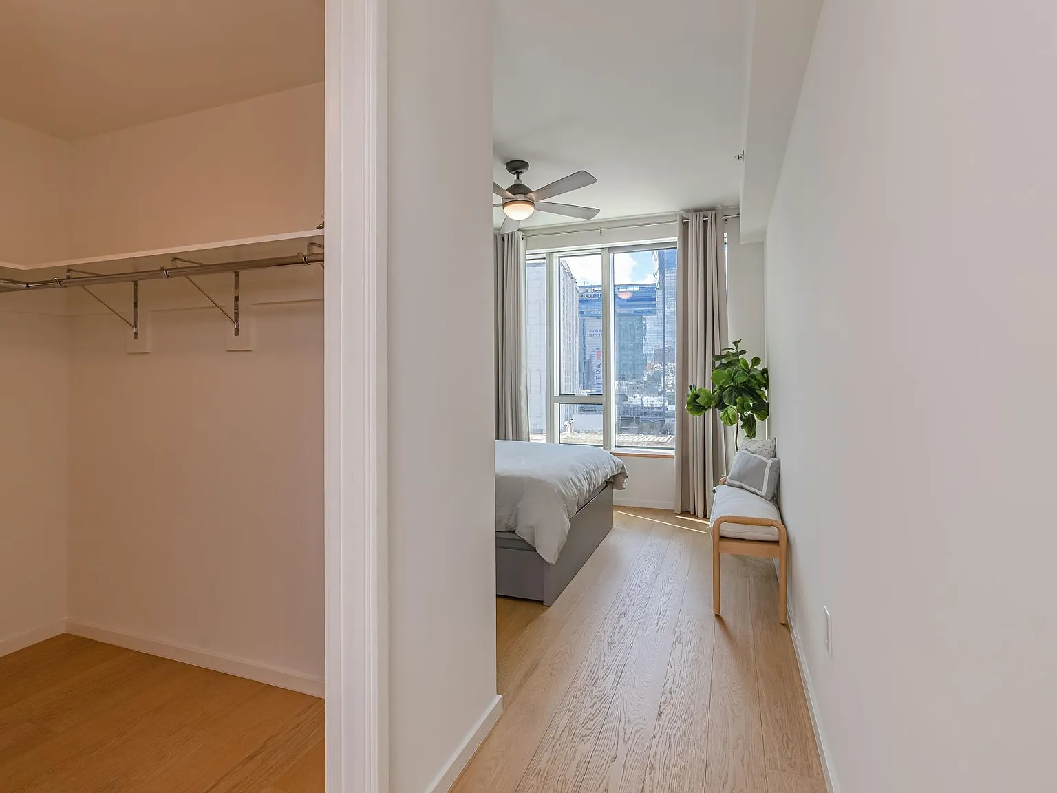 1 bed, 740 sqft, $2,899 — Photo 4