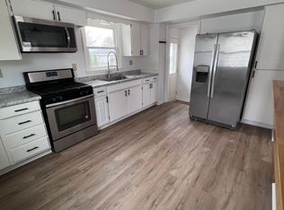 3225 Conrad Dr, Racine, WI 53404