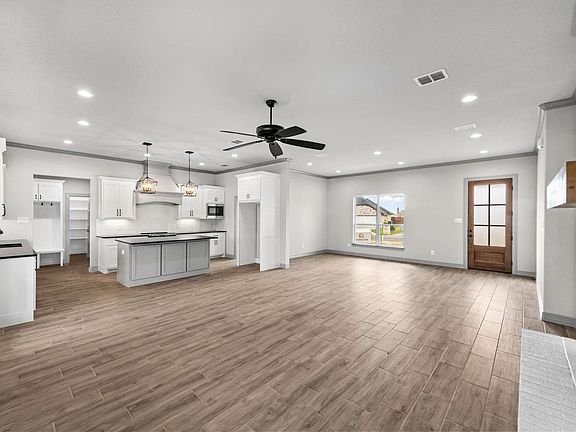 3rd image of 3012 Promenade Dr