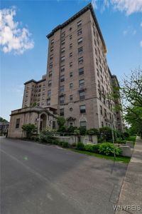 33 Gates Cir #6B, Buffalo, NY, 14222