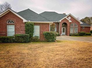 560 Bunker Dr, Tyler, TX 75703