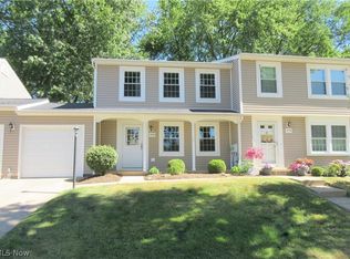 7403 N Chestnut Commons Dr UNIT J, Mentor, OH
