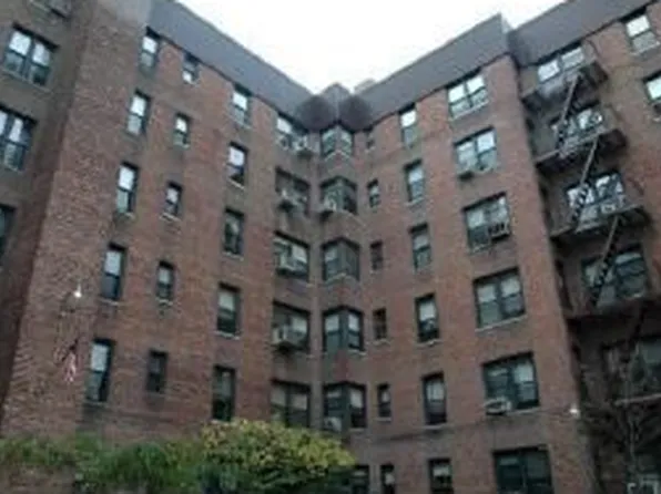 2260 Burnett Street image 1 of 1