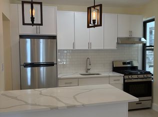 30-15 34th Ave, Astoria, NY 11106