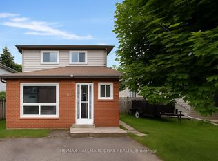 61 Corbett Dr, Barrie, ON L4M 5V6