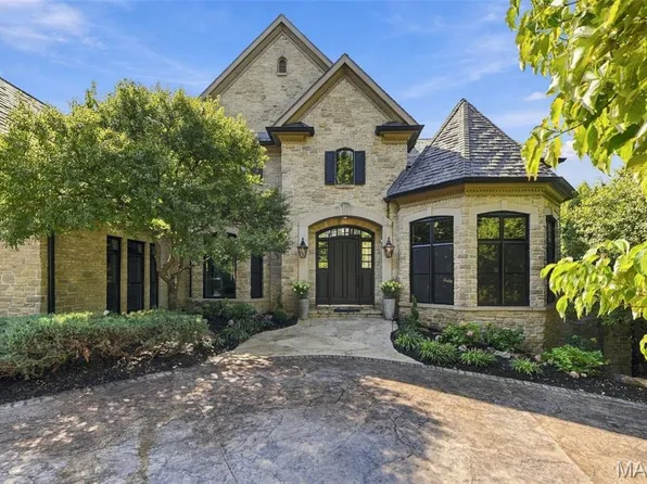 26 Allegro Lake Estates Dr, Saint Louis, MO 63141