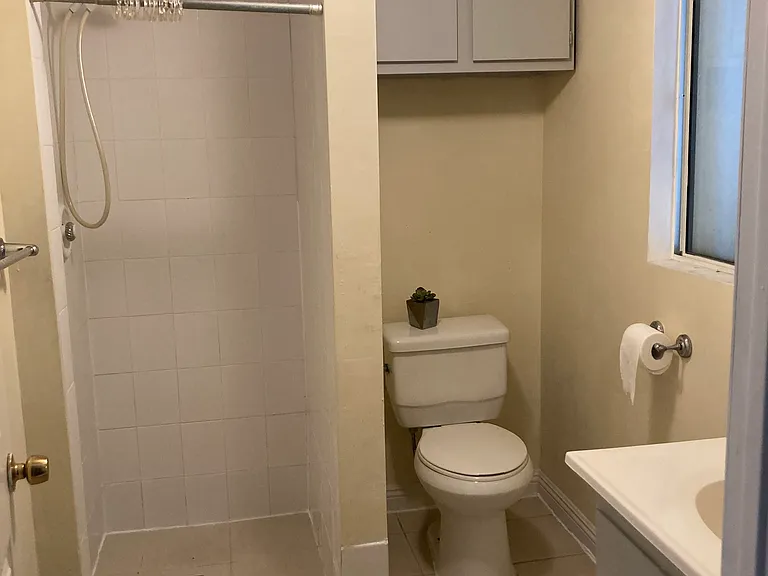 2619 Hermosa Ave — Photo 5