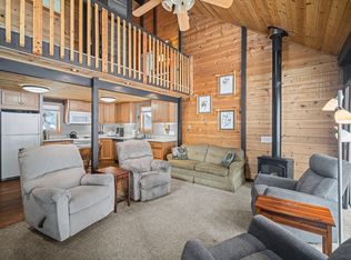 17606 Cluster Cabin Ln #3, Bend, OR 97707