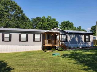 522 Fannin St, Maud, TX 75567