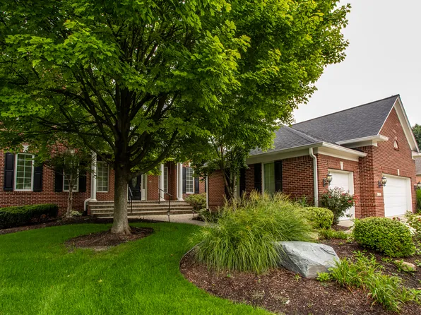 8039 Heyward Dr, Indianapolis, IN 46250