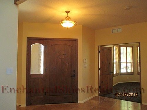 5th image of 9101 Desert Ct NE
