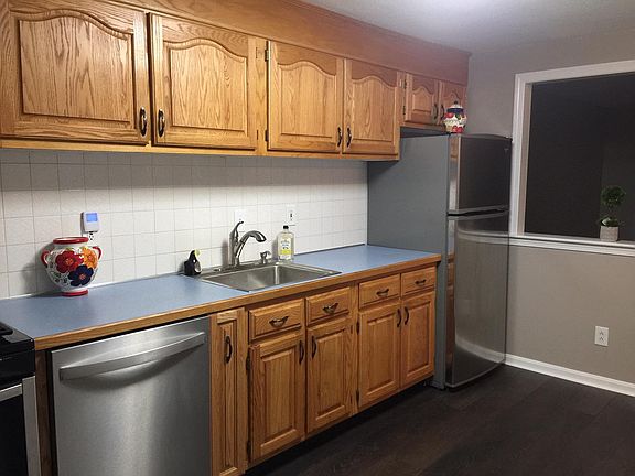 2nd image of 655 W Lowell Ave Unit 19