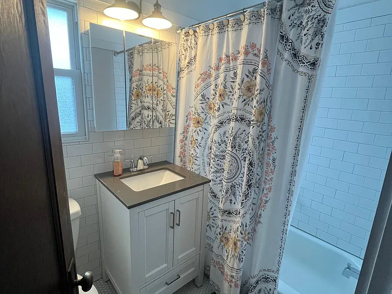1533 Cohassett Ave #UP — Photo 7