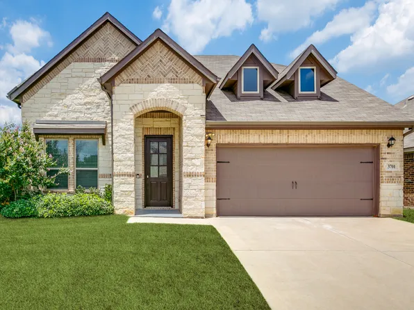 3701 Trillium Dr, Fort Worth, TX 76244